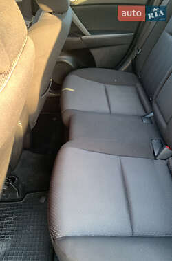 Седан Mazda 3 2009 в Сокирянах