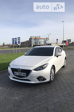 Седан Mazda 3 2016 в Івано-Франківську