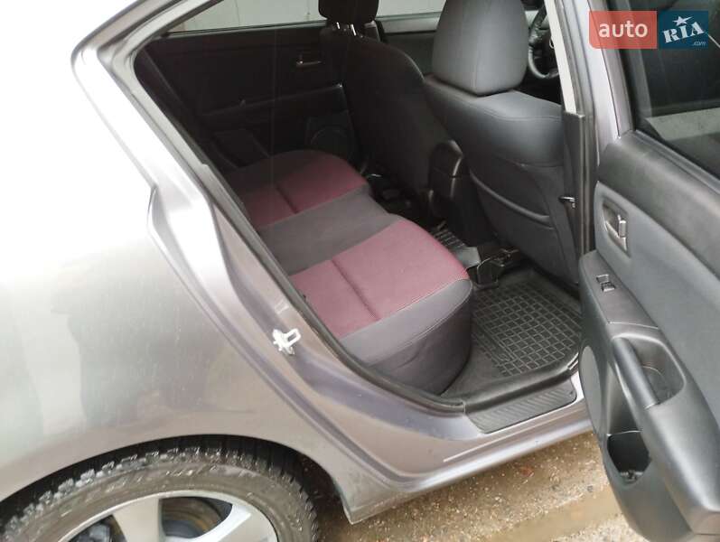 Седан Mazda 3 2006 в Черкассах