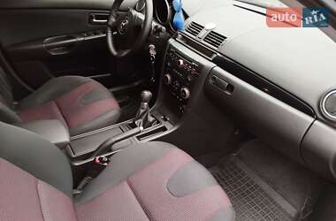 Седан Mazda 3 2006 в Черкасах