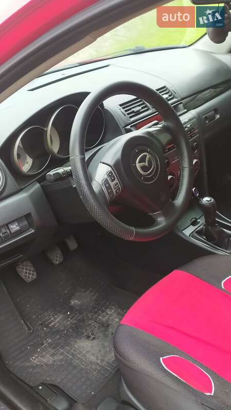 Седан Mazda 3 2006 в Кам'янському