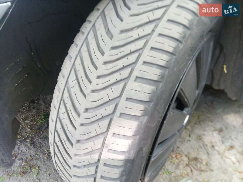 Хэтчбек Mazda 3 2005 в Миргороде