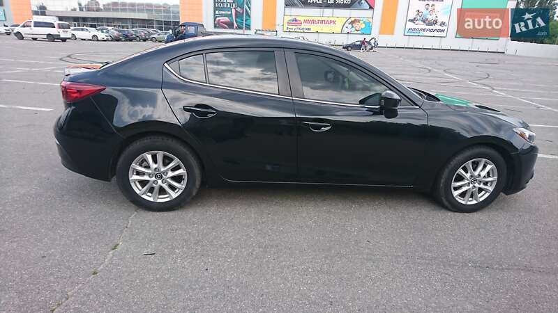 Седан Mazda 3 2015 в Одессе