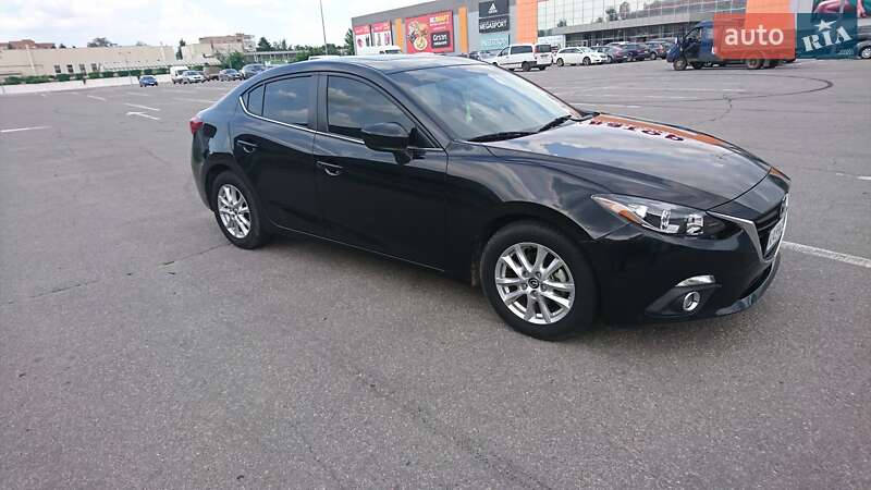 Седан Mazda 3 2015 в Одессе
