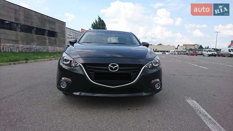 Седан Mazda 3 2015 в Одессе