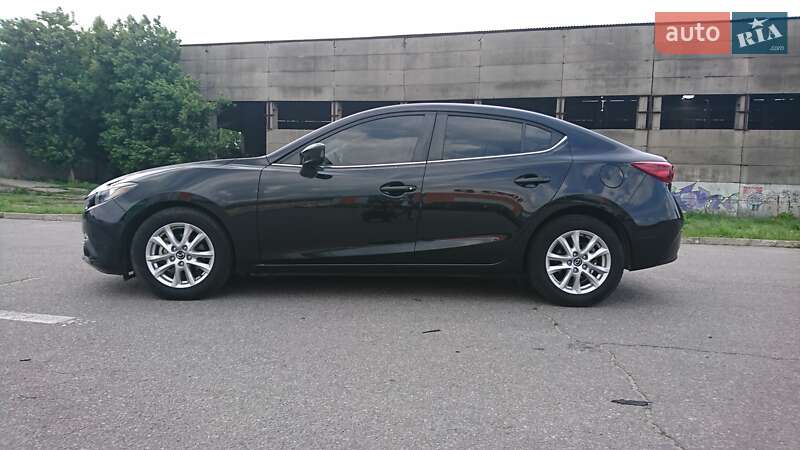 Седан Mazda 3 2015 в Одессе