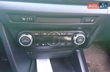 Седан Mazda 3 2015 в Одессе
