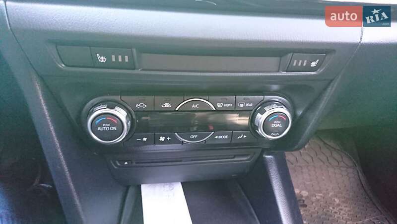Седан Mazda 3 2015 в Одессе