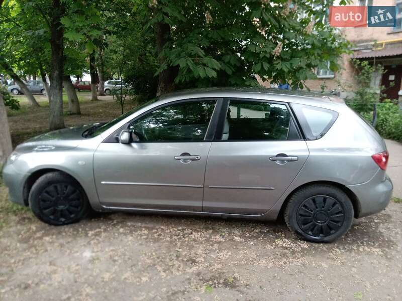 Хэтчбек Mazda 3 2005 в Миргороде