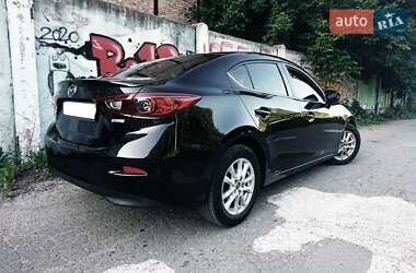 Седан Mazda 3 2015 в Одессе