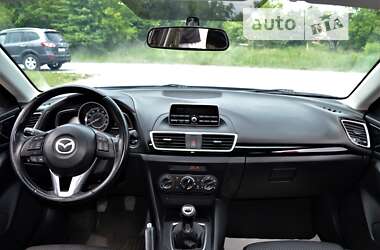 Седан Mazda 3 2014 в Бердичеве