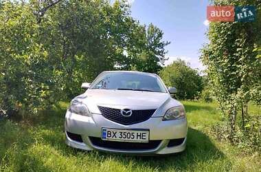 Хэтчбек Mazda 3 2004 в Новой Ушице