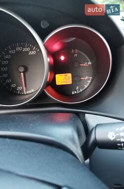 Хэтчбек Mazda 3 2004 в Новой Ушице