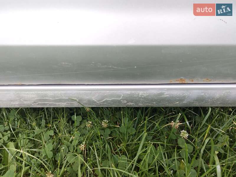 Хэтчбек Mazda 3 2004 в Новой Ушице