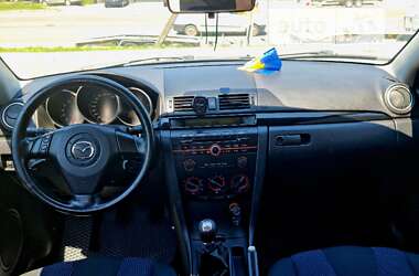 Седан Mazda 3 2006 в 