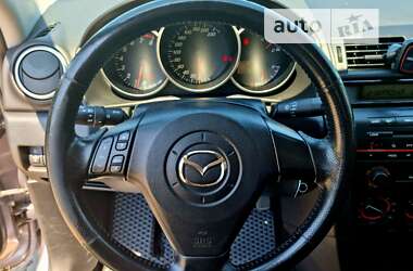 Седан Mazda 3 2006 в 