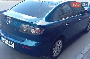 Седан Mazda 3 2007 в Днепре
