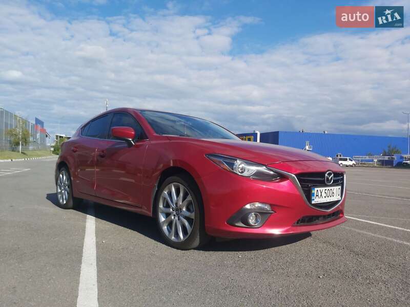 Хэтчбек Mazda 3 2015 в Луцке