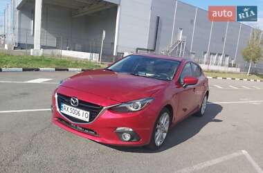 Хетчбек Mazda 3 2015 в Луцьку