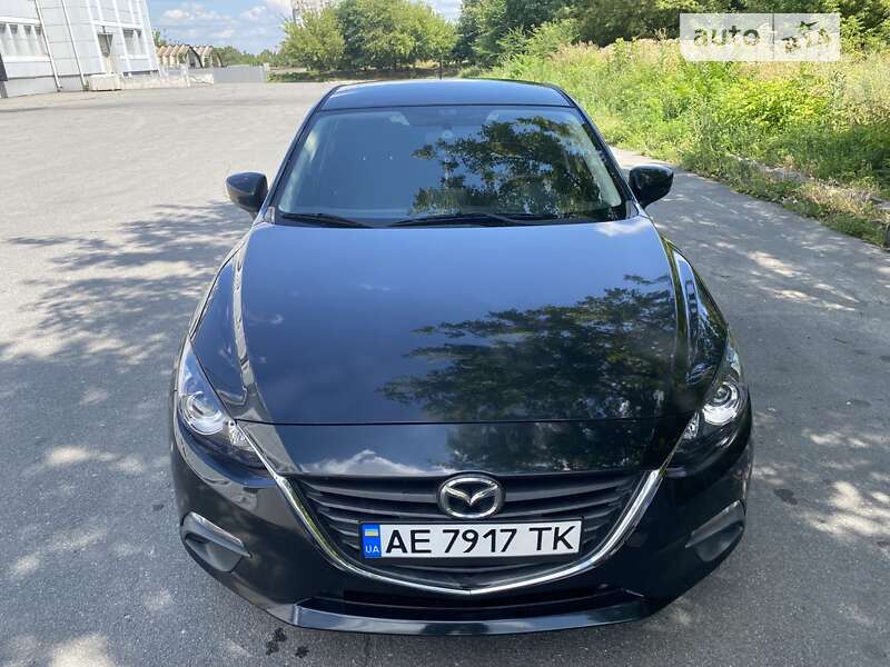 Хетчбек Mazda 3 2015 в Дніпрі
