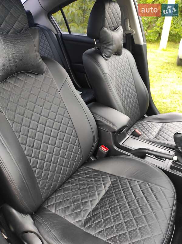 Седан Mazda 3 2008 в Кривом Роге