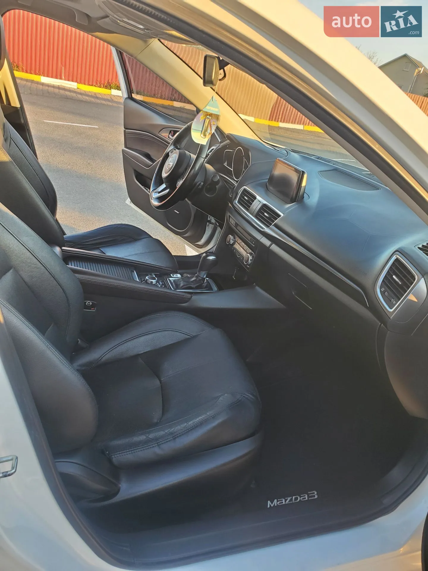 2016 Mazda 3 - мініатюра 9