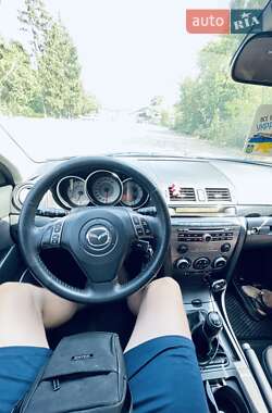 Хетчбек Mazda 3 2007 в Коростишеві