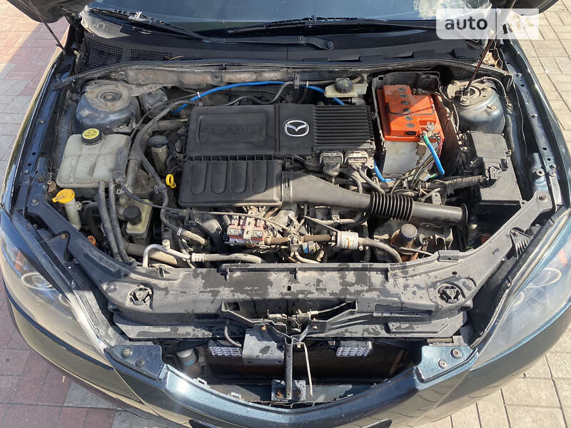 Хэтчбек Mazda 3 2005 в Запорожье
