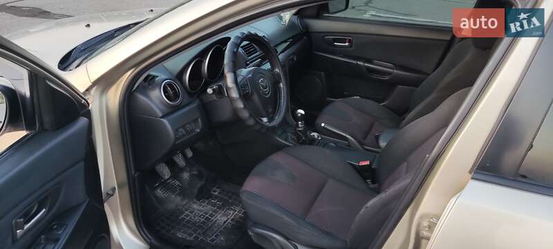Седан Mazda 3 2007 в Запорожье