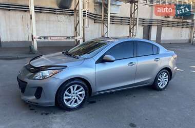 Седан Mazda 3 2012 в Кривому Розі