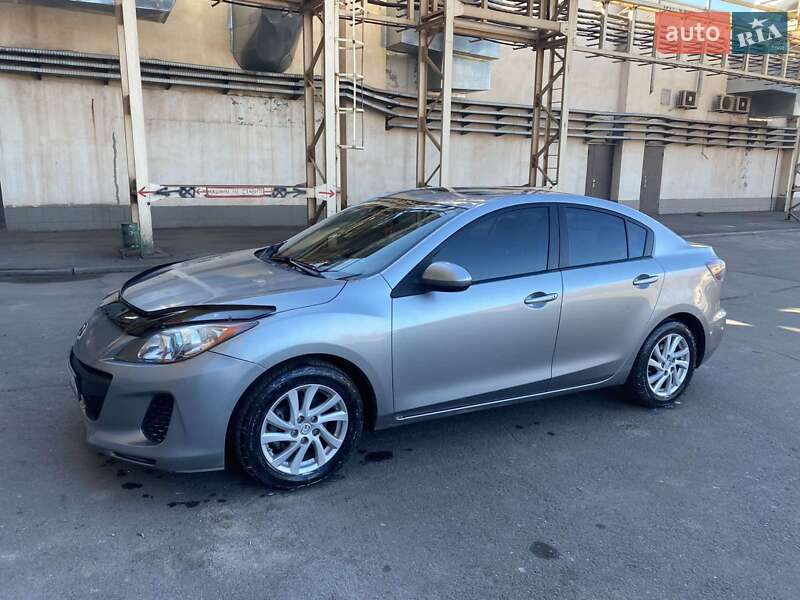Седан Mazda 3 2012 в Кривом Роге фото 3 Седан Mazda 3 2012 в Кривом Роге