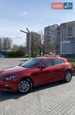 Хэтчбек Mazda 3 2014 в Днепре