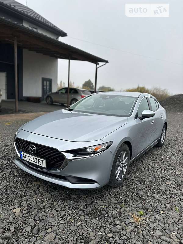 Седан Mazda 3 2020 в Ратному