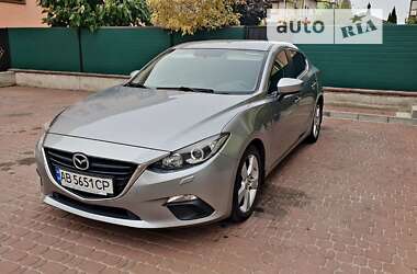 Седан Mazda 3 2015 в Виннице