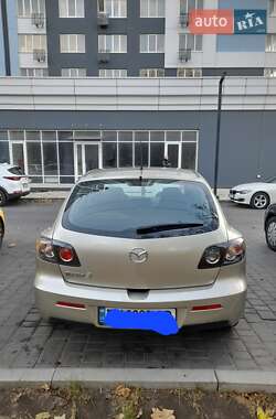 Хэтчбек Mazda 3 2007 в 