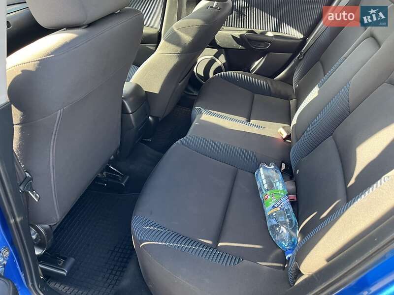 Седан Mazda 3 2005 в Одесі