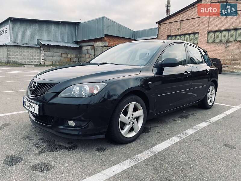 Хэтчбек Mazda 3 2004 в Киеве