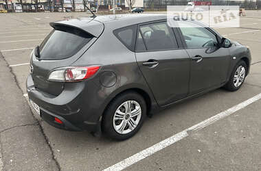 Хэтчбек Mazda 3 2011 в Киеве