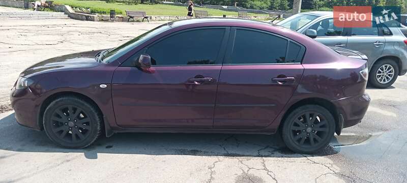 Седан Mazda 3 2007 в Киеве
