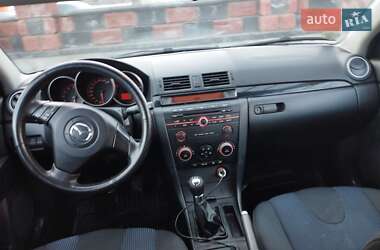 Хэтчбек Mazda 3 2005 в 