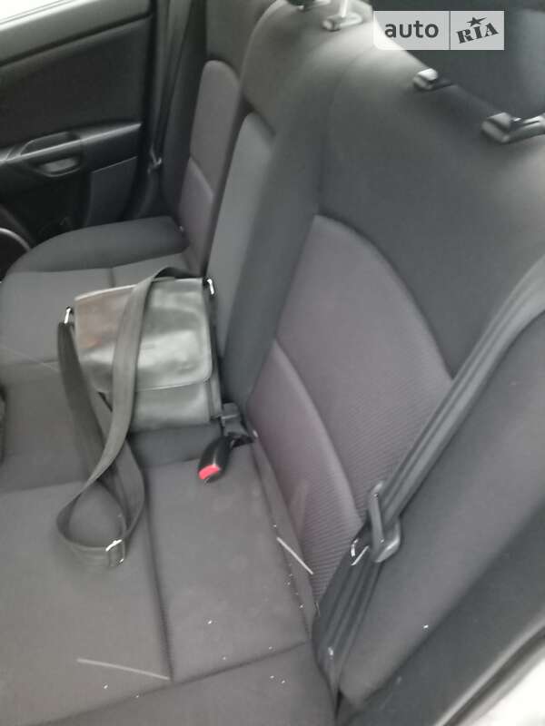 Седан Mazda 3 2007 в Киеве