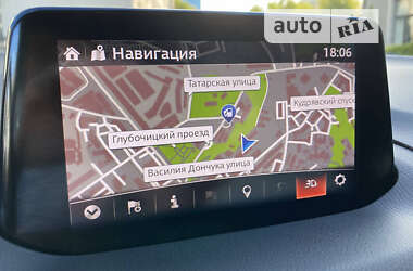 Седан Mazda 3 2017 в Івано-Франківську