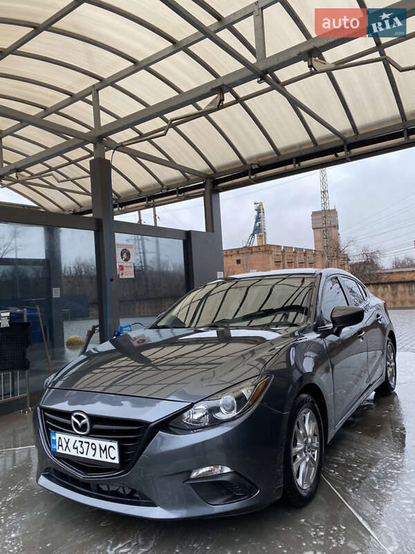Mazda 3 2016