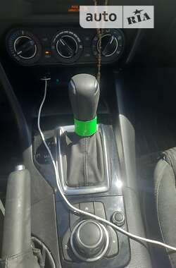 Седан Mazda 3 2015 в 
