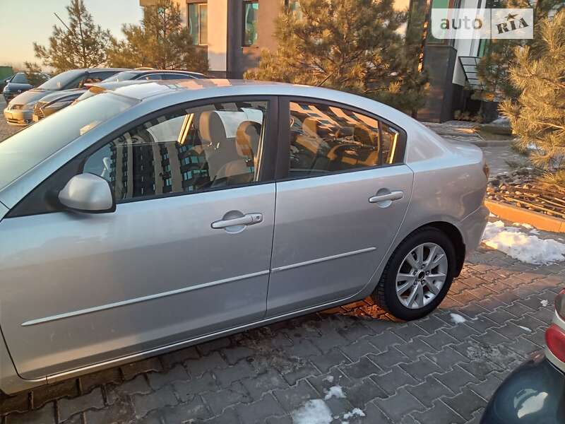 Седан Mazda 3 2007 в Киеве