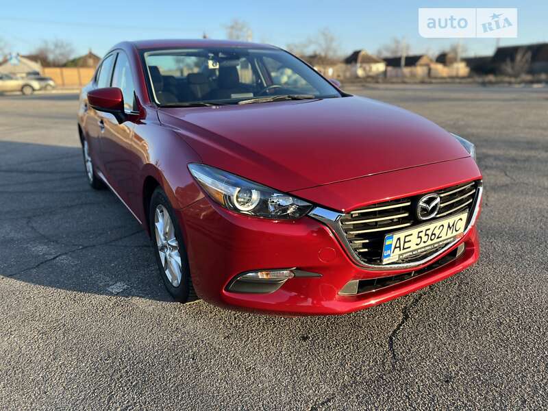 Седан Mazda 3 2018 в Кривом Роге