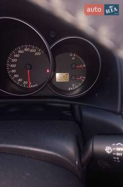 Хэтчбек Mazda 3 2005 в Киеве