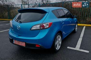 Хетчбек Mazda 3 2010 в 