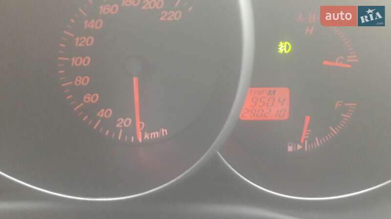 Хэтчбек Mazda 3 2005 в Новояворовске