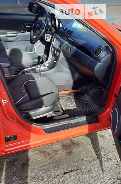 Седан Mazda 3 2006 в Киеве